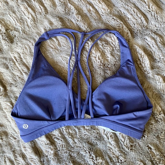 Lululemon sports bra - Picture 2 of 5